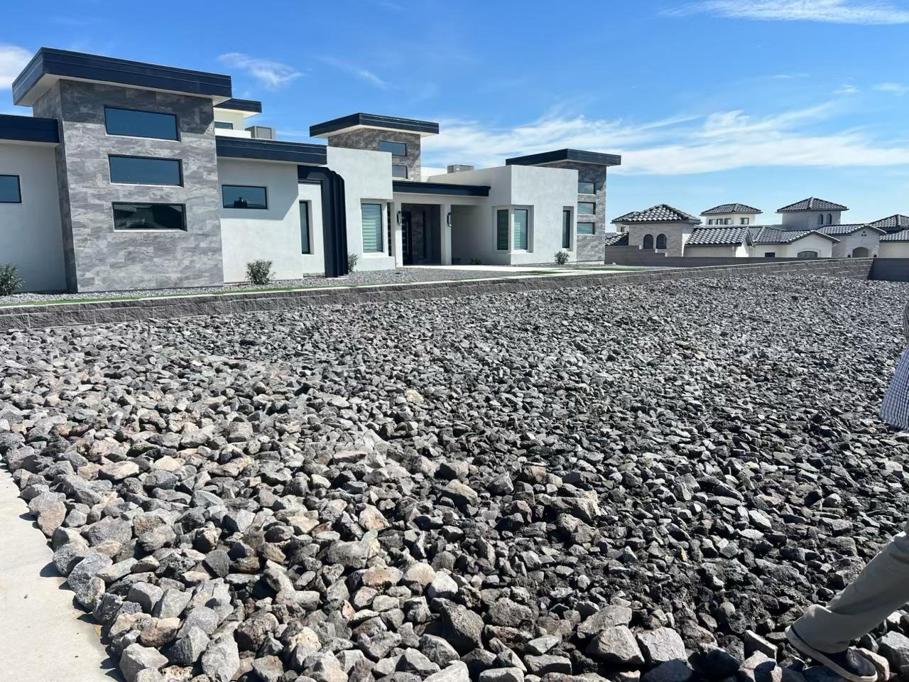 WhatsApp Image 2026-01-09 at 14.27.29 (2)